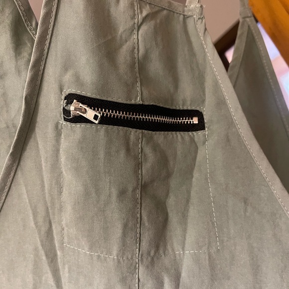 Light greenish gray overall style jumpsuit - Picture 2 of 7